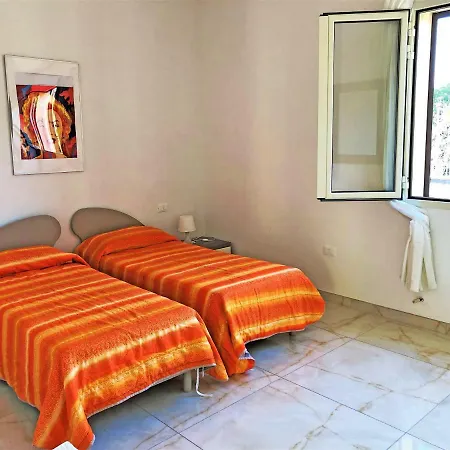 La Casa Di Esopo بيت للعطل Nardò